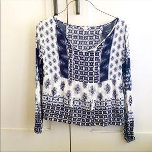 Aeropostale boho patterned top with tassels